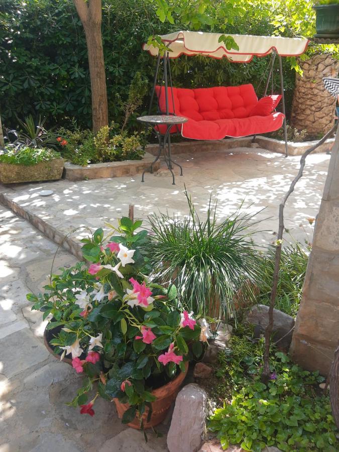 Sea-Side Old Stone Villa With A Private Garden Budva Exterior photo