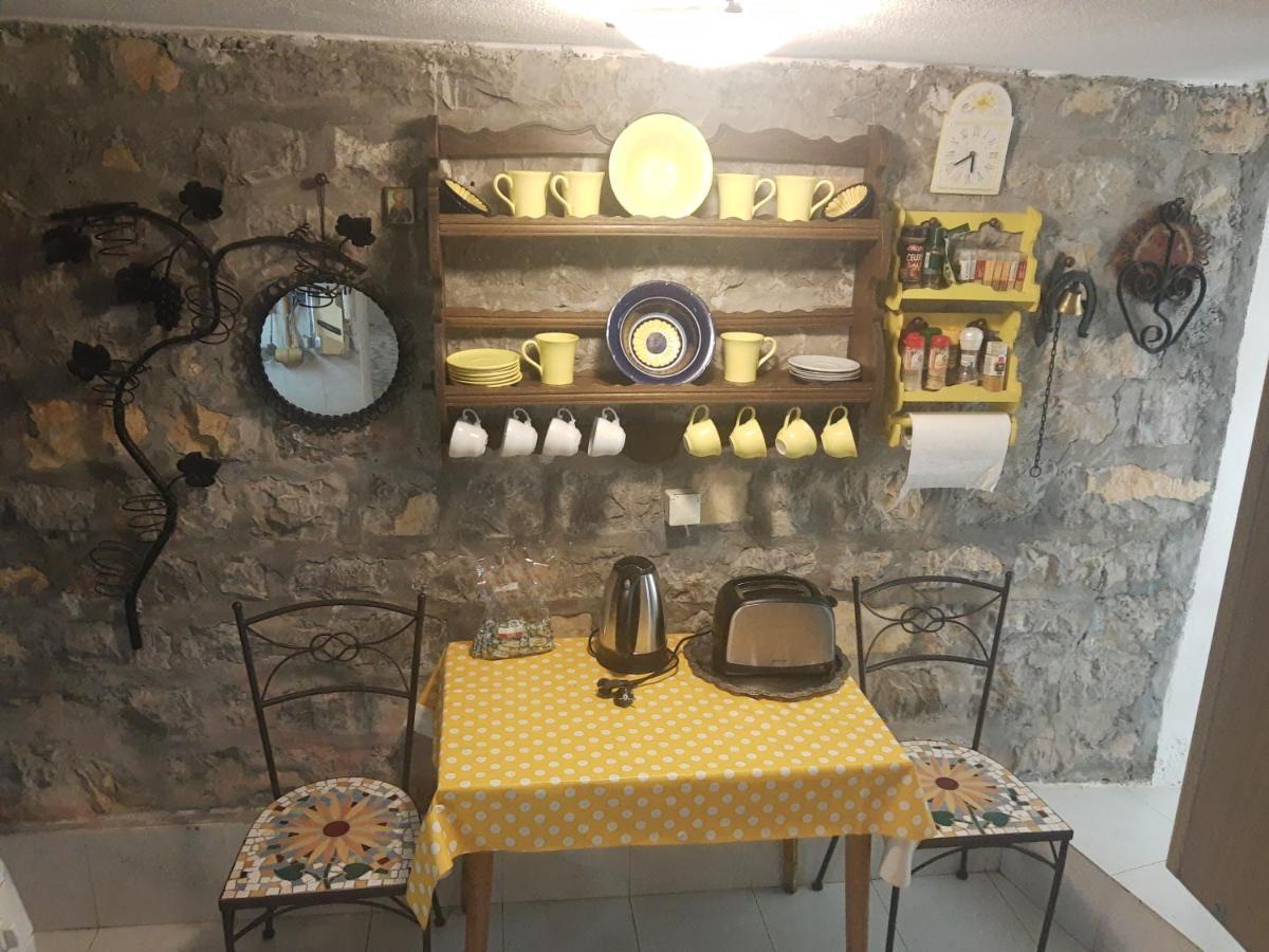 Sea-Side Old Stone Villa With A Private Garden Budva Exterior photo